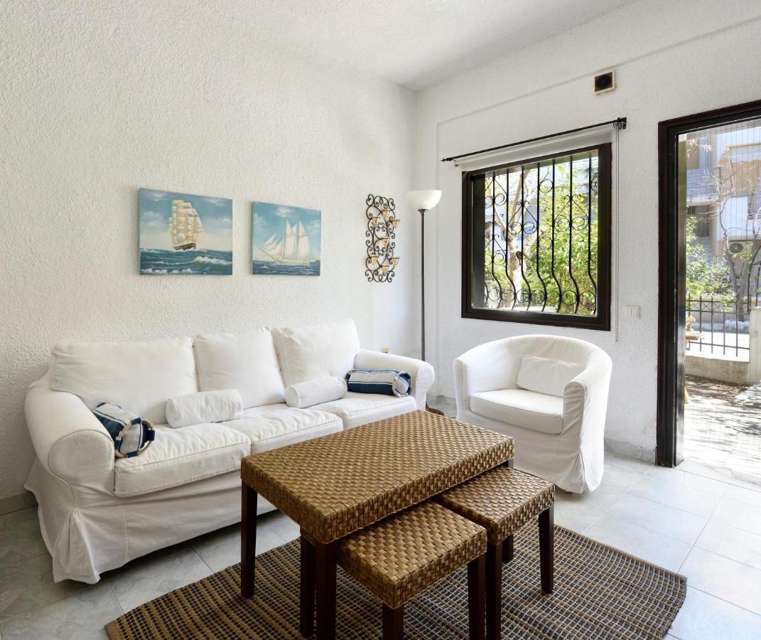 Holiday home Avra