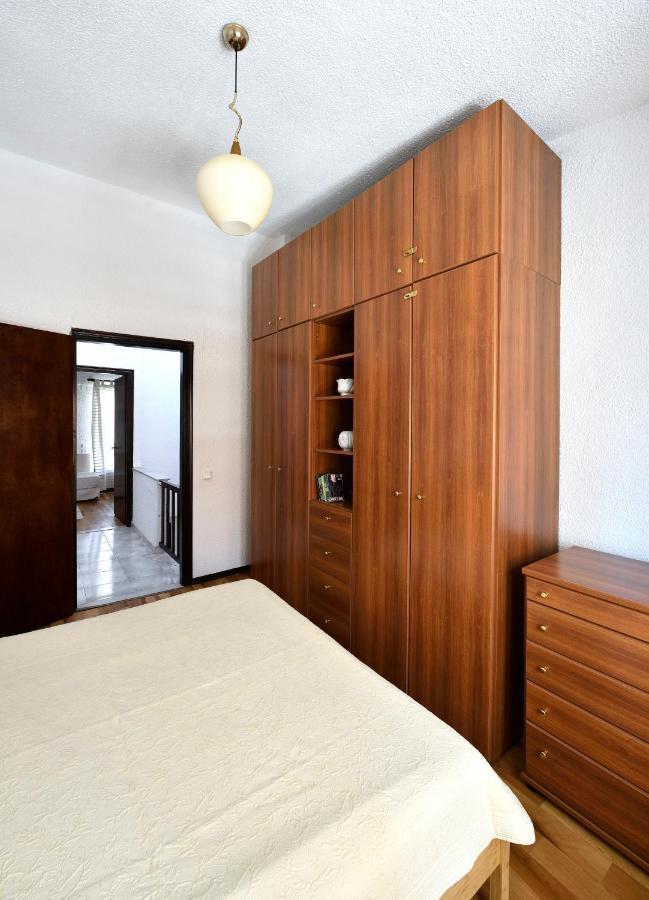 Avra Holiday home